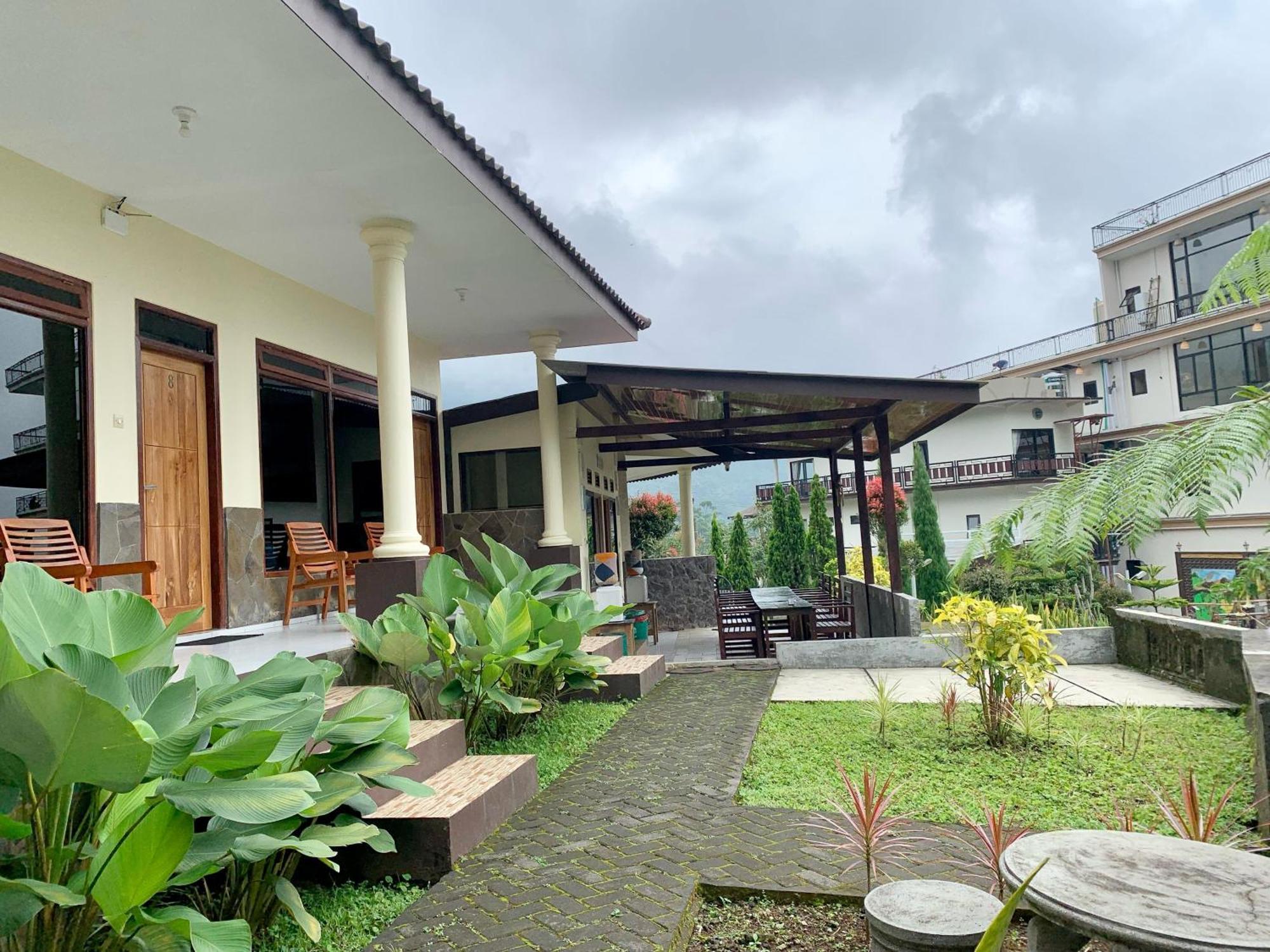 Gubuk Ndeso Bromo Apartment Ngoại thất bức ảnh