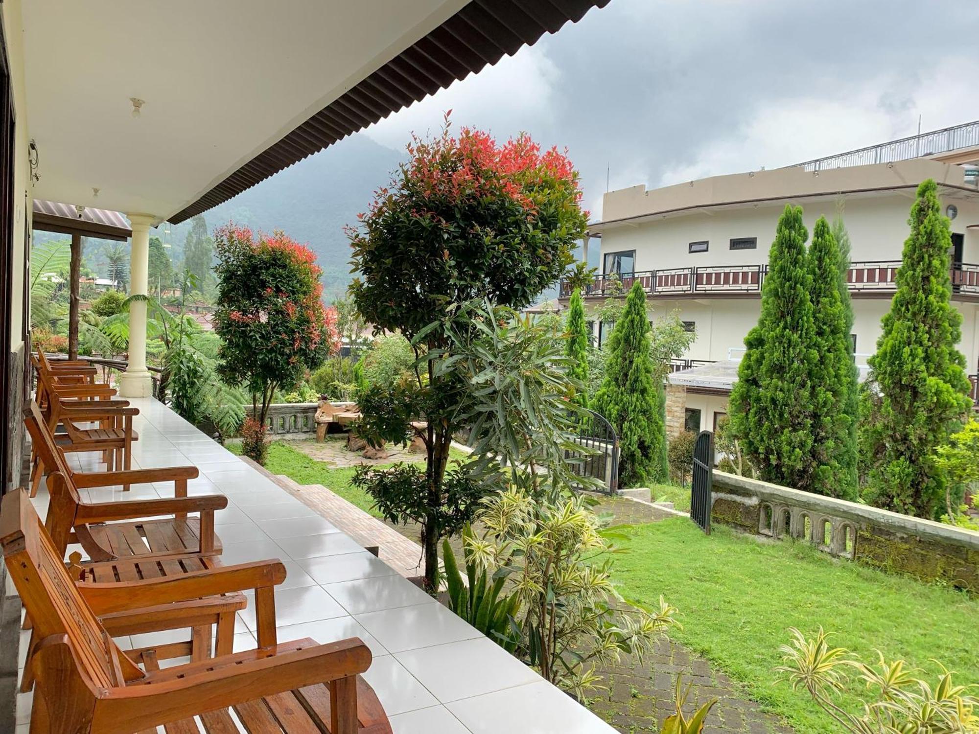 Gubuk Ndeso Bromo Apartment Ngoại thất bức ảnh